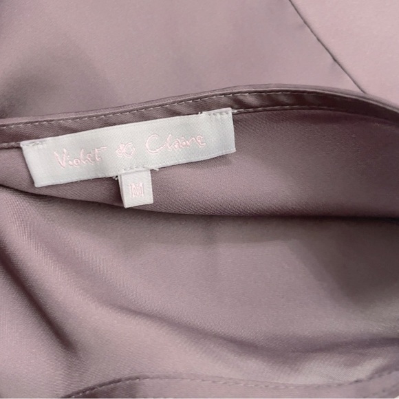 Violet & Claire Blouse Women
Medium Purple Pullover Top
Career Flared Sleeve - Picture 9 of 14